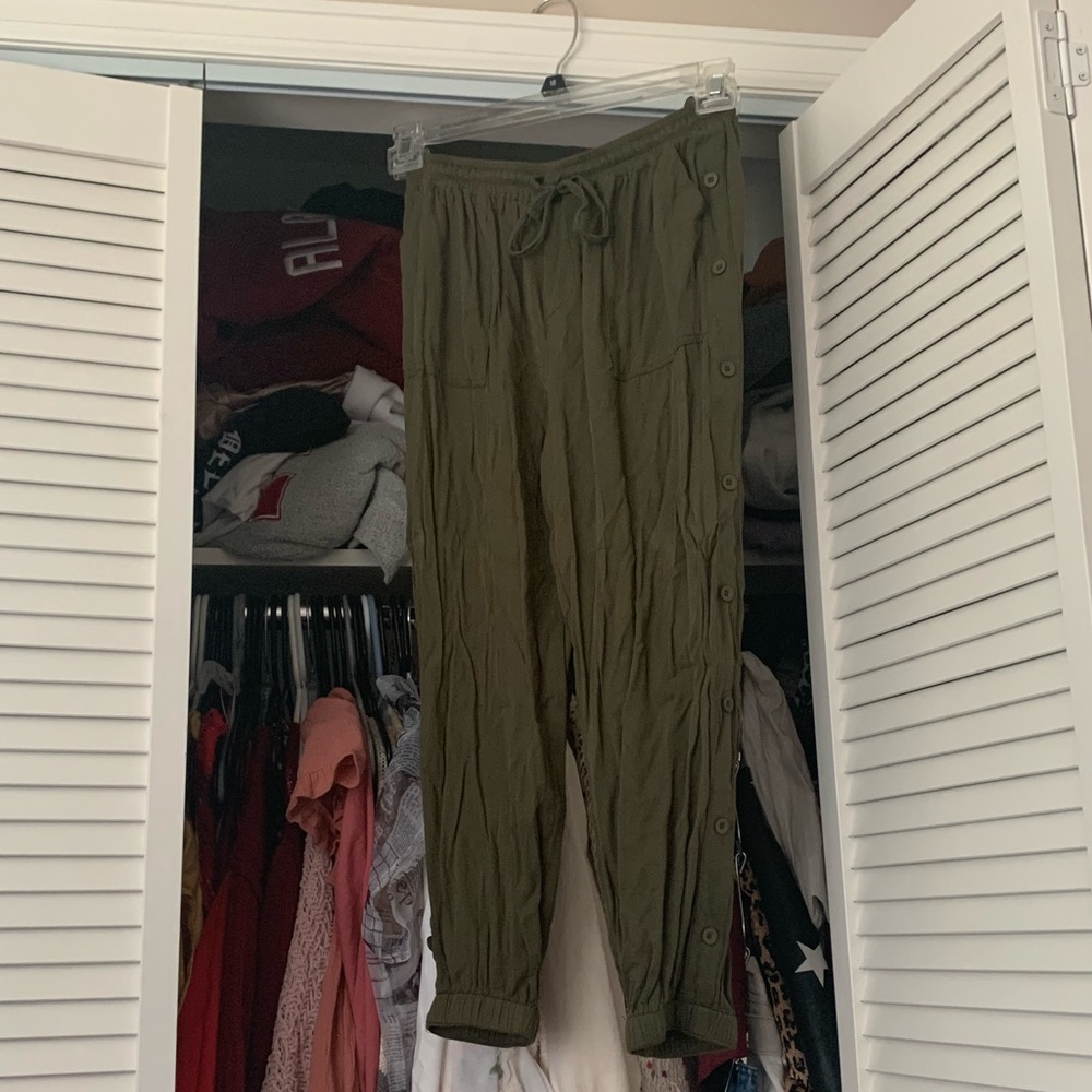Olive joggers
